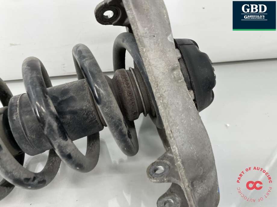 Fjærbein venstre foran til Audi A4 2001-2004 (Type II) (B6) (B6) (8E0 413 031 CM|)