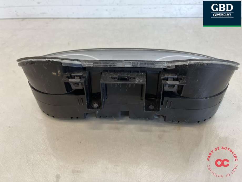Instrumentpanel til VW Amarok 2010-2016 (Type I, Fase 1)  (2H0 920 863 B|2H0 920 863 BX|)