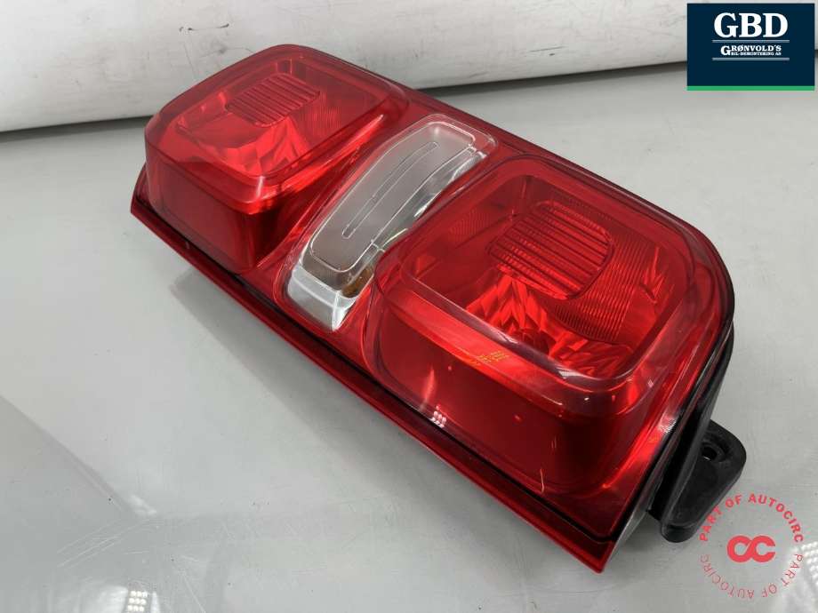 Baklykt høyre til Peugeot Expert 2016-->> (Type III) (98 082 430 80|)