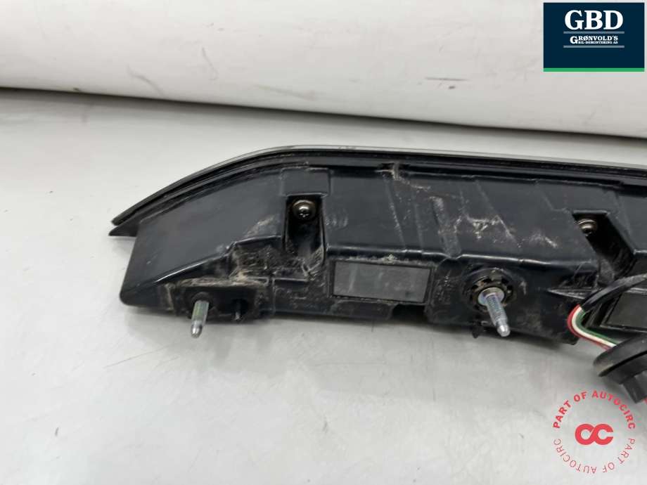 Baklykt høyre indre til XPeng G6 2023-->> (7305002FA1-00-03|)