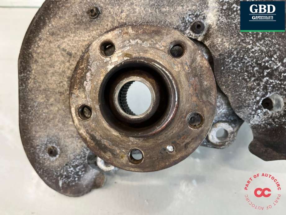 Hjulspindel venstre foran til Audi Q5 2008-2012 (Type I, Fase 1) (8K0 407 253 AA|)