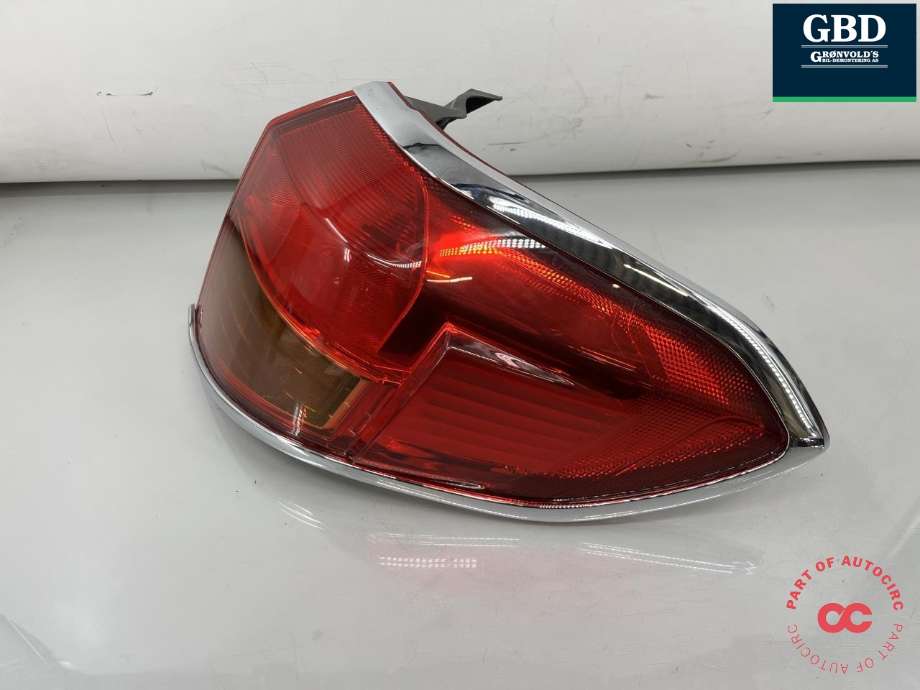 Baklykt høyre ytre til Suzuki Vitara 2015-->> (Type IV)  (35650-54P00-000|)