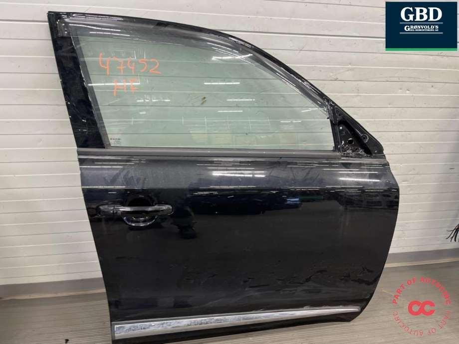 Dør høyre foran til Suzuki Vitara 2015-->> (Type IV)  (68001-54P00-000|)