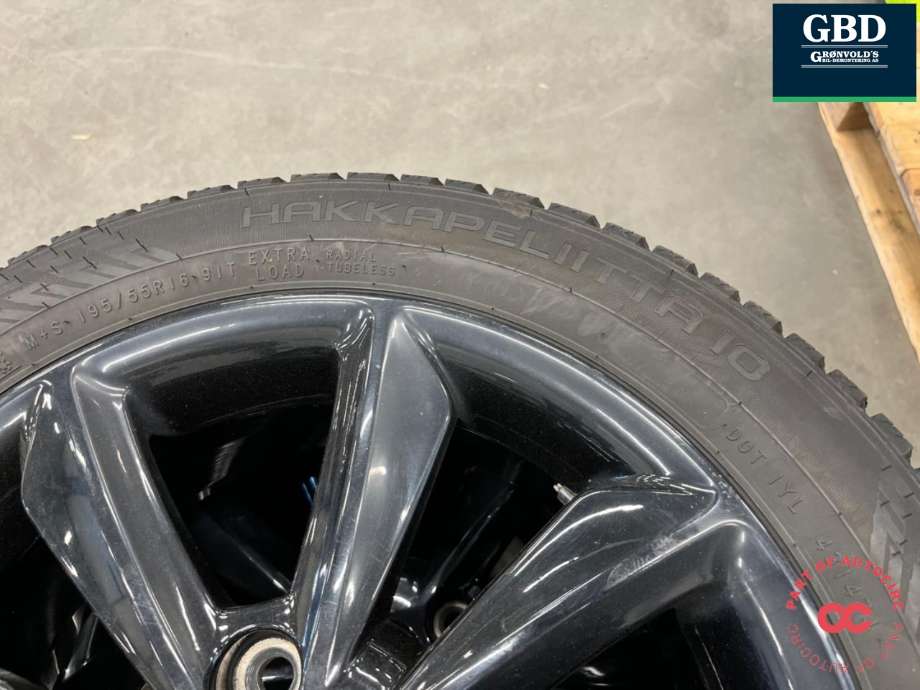 Hjulsett aluminium vinter til Ford Fiesta 2017-->> (Type VII)  (HAKKAPELITTA|195-55-16|6|5JX16 ET 47|5|PROD 2125 8MM)