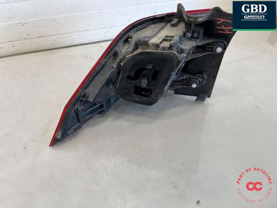 Baklykt høyre ytre til VW Tiguan 2016-2020 (Type II, Fase 1) (5NA 945 096 E|5NA 945 096 C|)