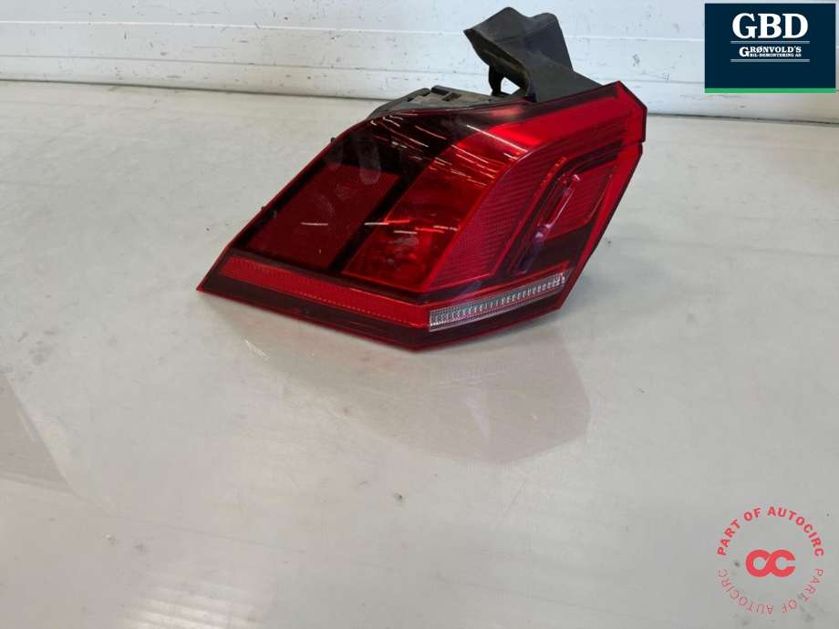 Baklykt venstre ytre til VW Tiguan 2016-2020 (Type II, Fase 1)  (5NA 945 095 E|5NA 945 095 C|)