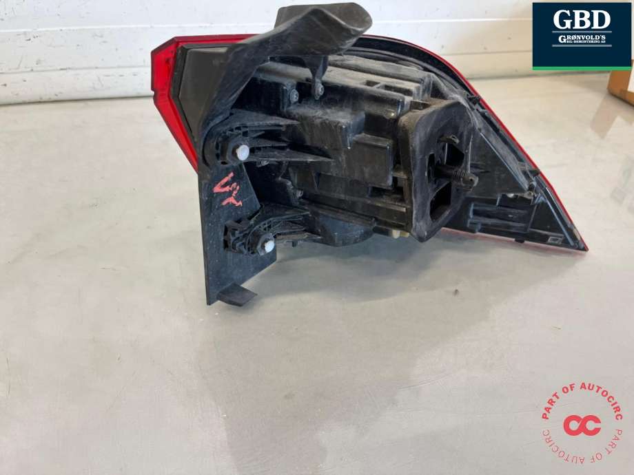 Baklykt venstre ytre til VW Tiguan 2016-2020 (Type II, Fase 1)  (5NA 945 095 E|5NA 945 095 C|)