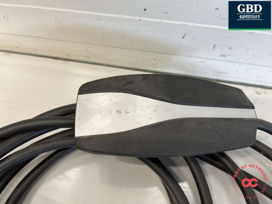 Batterilader kabel til Tesla Model Y 2021-2024 (Type I)  (NO PART ID|)