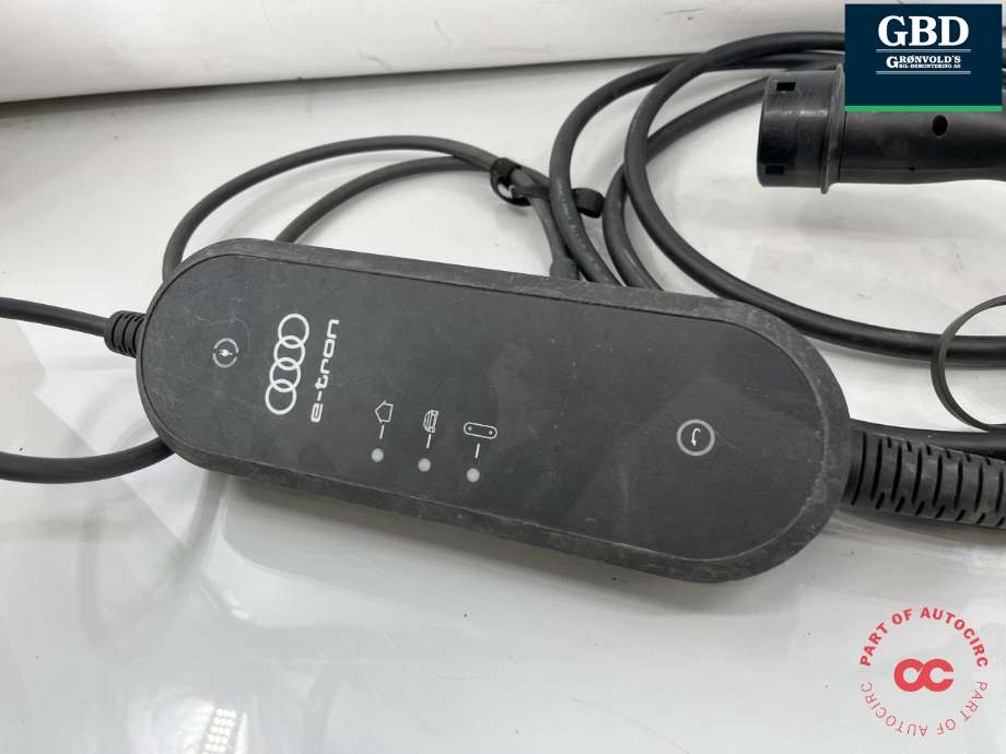 Batterilader kabel til Audi e-tron 2018-->> (8V4 998 639 AH|V04 017 001 DF|)