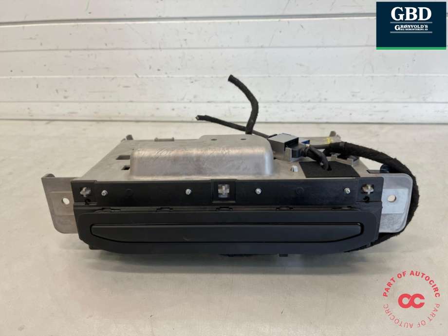 Bilstereo navigasjon skjerm til Audi Q7 2015-->> (Type II) (|4M0 857 273 A)