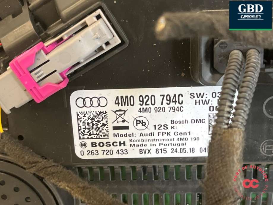 Instrumentpanel til Audi Q7 2015-->> (Type II)  (|4M0 920 794 C)