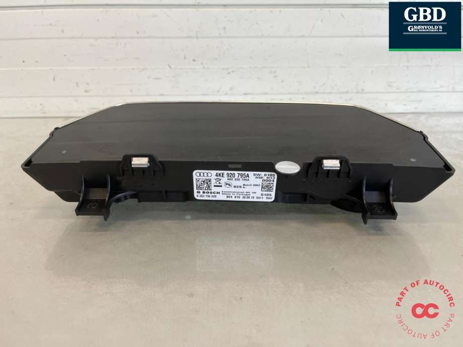 Instrumentpanel til Audi e-tron 2018-->> (|4KE 920 795 A)