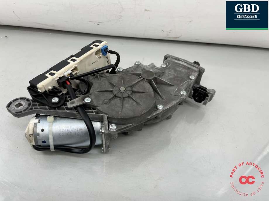 Baklukeåpner motor til Mercedes GLK 2008-2015 (X204) (X204) (A 204 820 30 42|A 204 820 29 42|)