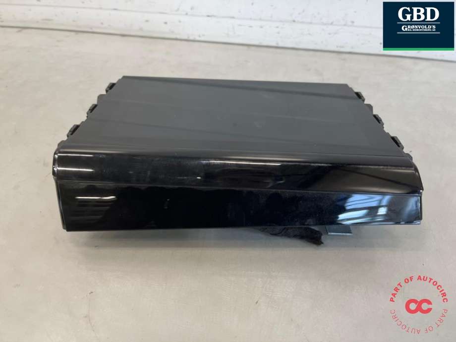 Bilstereo navigasjon skjerm til Audi e-tron 2018-->>  (|4KE919603)