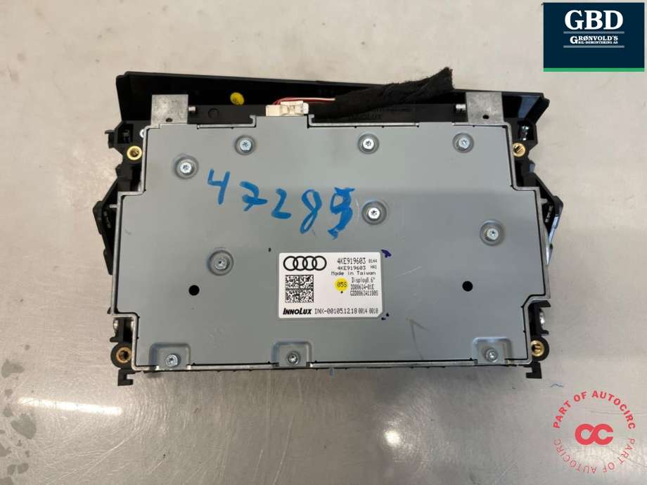 Bilstereo navigasjon skjerm til Audi e-tron 2018-->>  (|4KE919603)