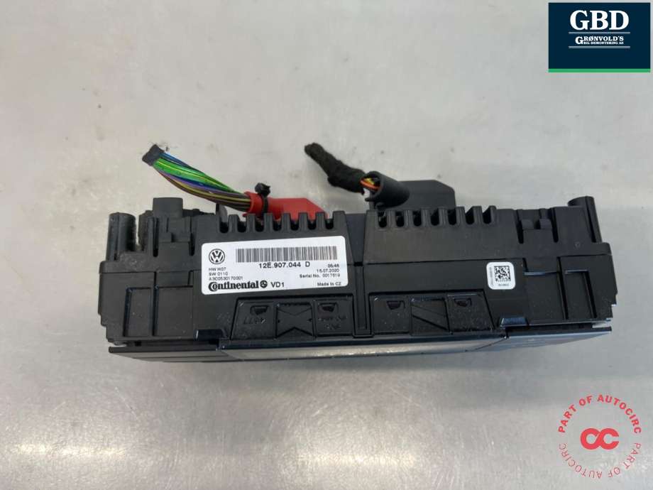 Varmeapparat betjening til VW E-Up 2019-->>  (|12E 907 044 D)
