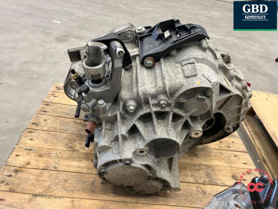 Girkasse manuell 6-trinn til VW Transporter / Caravelle 2015-2019 (T6) (T6) (PSW|0A5 300 012 M|0A5 300 012 MX)
