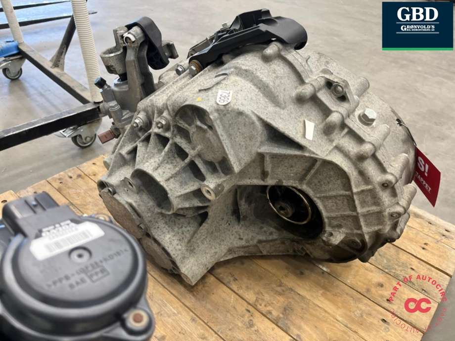 Girkasse manuell 6-trinn til VW Transporter / Caravelle 2015-2019 (T6) (T6) (PSW|0A5 300 012 M|0A5 300 012 MX)