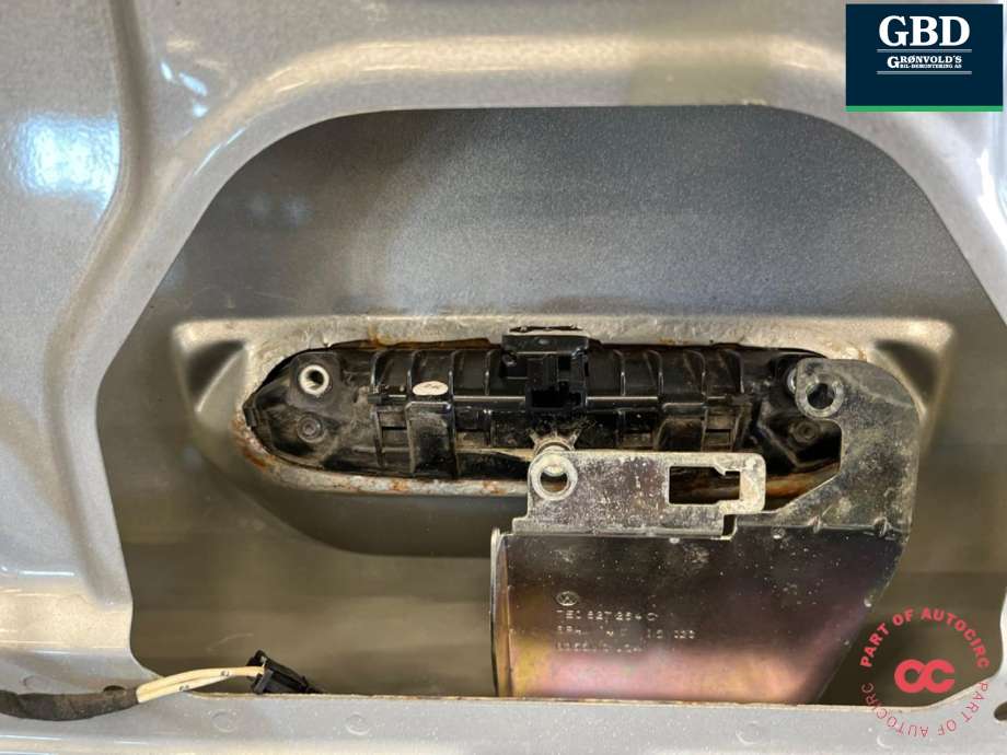 Bakluke til VW Transporter / Caravelle 2015-2019 (T6) (T6) (7E0 827 025 AK|)