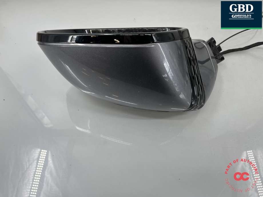 Speil høyre til Hongqi E-HS9 2022-->> (8202050QR12S1|)