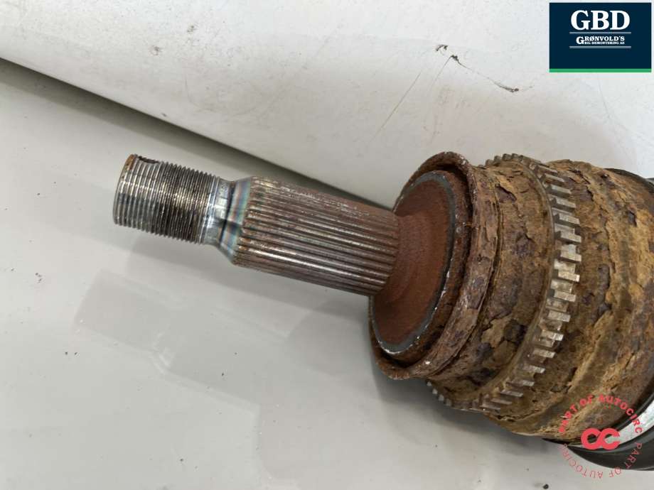 Drivaksel venstre bak, diesel/automat til Mitsubishi Pajero 2007-2016 (Type IV, Fase 1)  (3715A098|)