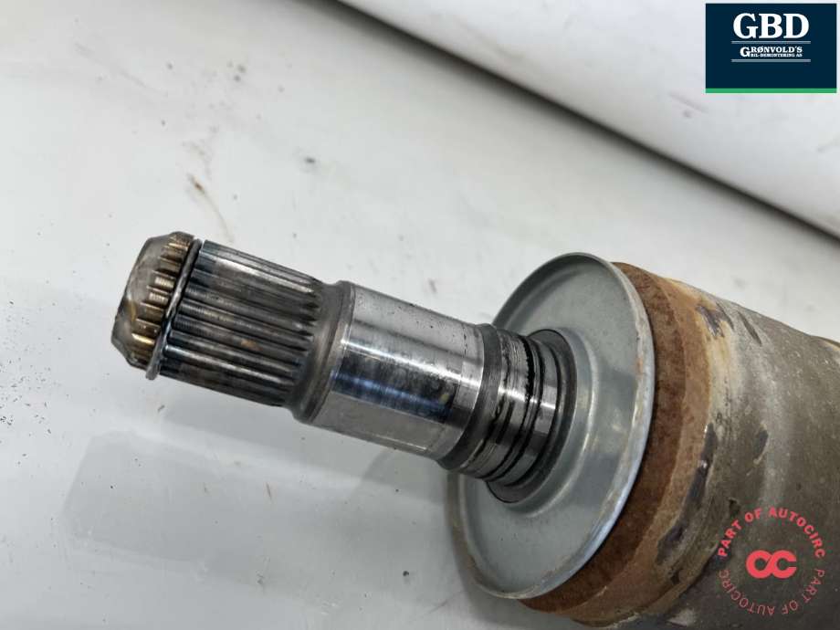 Drivaksel venstre foran, diesel/automat til Mitsubishi Pajero 2007-2016 (Type IV, Fase 1) (3815A199|)