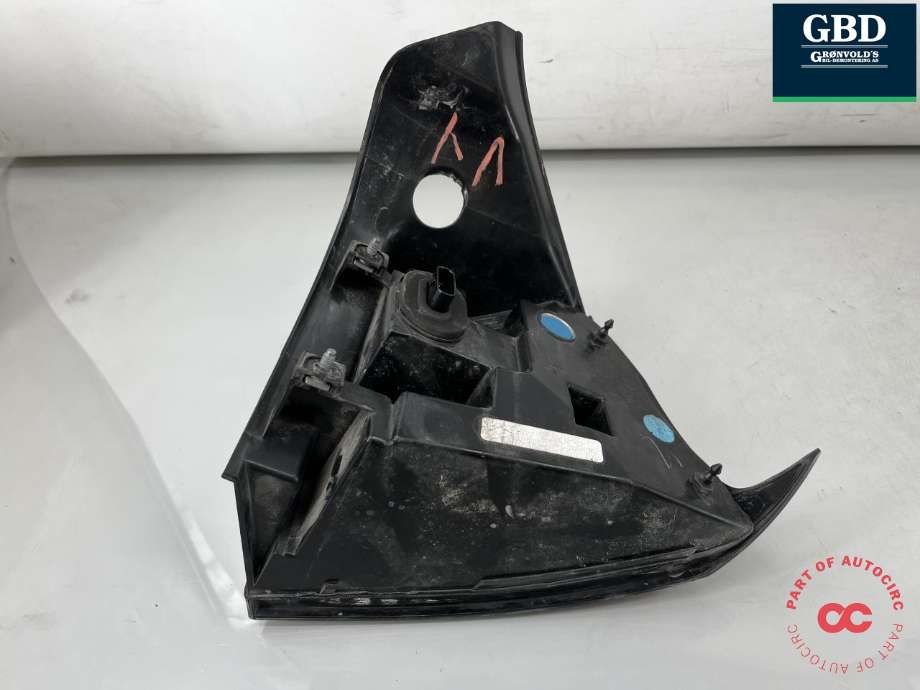 Baklykt venstre ytre til Tesla Model 3 2018-2023 (Fase 1) (1077399-00-D|)