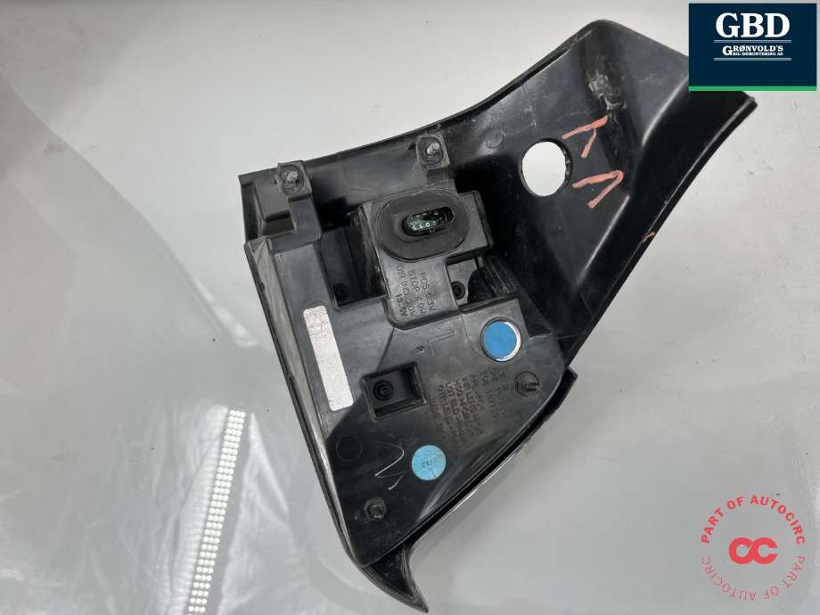 Baklykt venstre ytre til Tesla Model 3 2018-2023 (Fase 1) (1077399-00-D|)