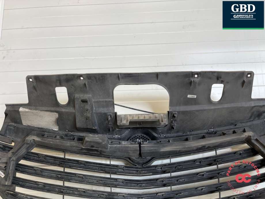 Grill til Opel Vivaro B 2014-2019  (93450928|)