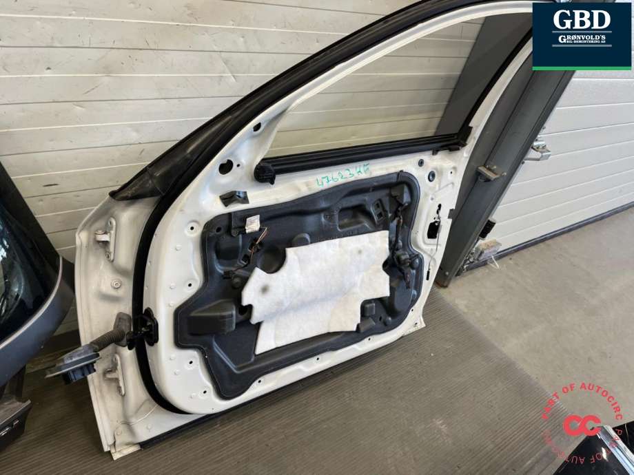 Dør høyre foran til BMW 5-Serie 2010-2017 (F10/F11) (F10/F11) (41 00 9 628 754|)