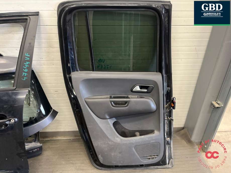 Dør venstre bak til VW Amarok 2010-2016 (Type I, Fase 1) (2H7 833 055 AC|)