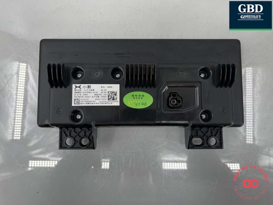 Instrumentpanel til XPeng G9 2023-->>  (8210000EA-00-03|200367|)
