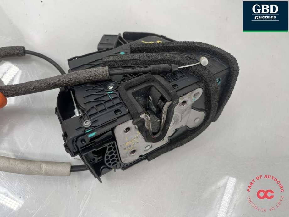 Låsekasse høyre bak til XPeng G9 2023-->> (5610011EA1-00-03|)