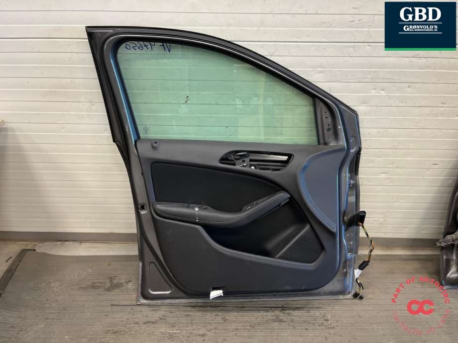 Dør venstre foran til Mercedes B-Klasse, electric drive 2014-2018 (W242) (W242) (A 246 720 01 05|)