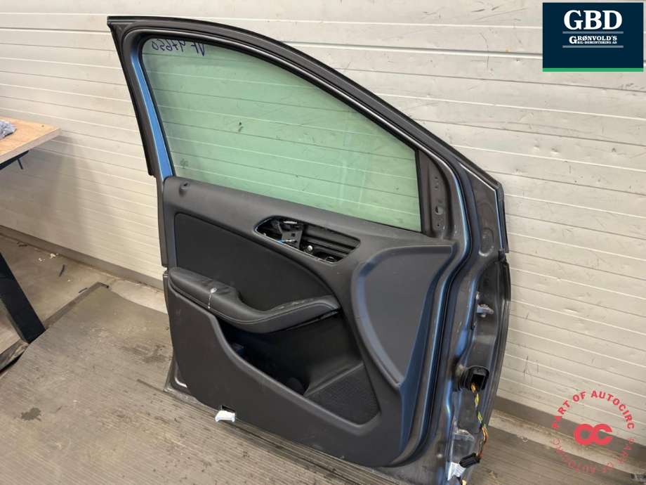 Dør venstre foran til Mercedes B-Klasse, electric drive 2014-2018 (W242) (W242) (A 246 720 01 05|)