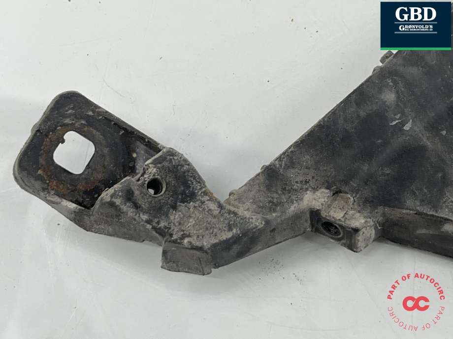 Støtfanger bak feste til Audi Q7 2010-2015 (Type I, Fase 2) (4L0 807 454 A|)
