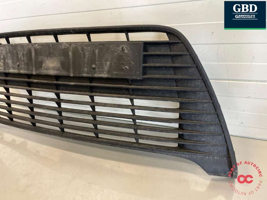 Grill til Toyota Yaris 2014-2020 (Type III, Fase 2) (531110D400|53112 0D250|)