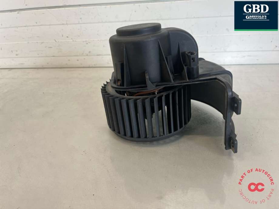 Varmeapparat motor til VW Transporter / Caravelle 2003-2009 (Fase 1) (T5) (T5) (7E1 820 021|7H1 820 021 B|)