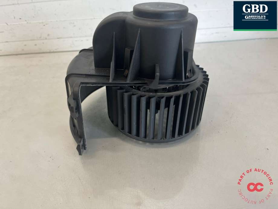 Varmeapparat motor til VW Transporter / Caravelle 2003-2009 (Fase 1) (T5) (T5) (7E1 820 021|7H1 820 021 B|)