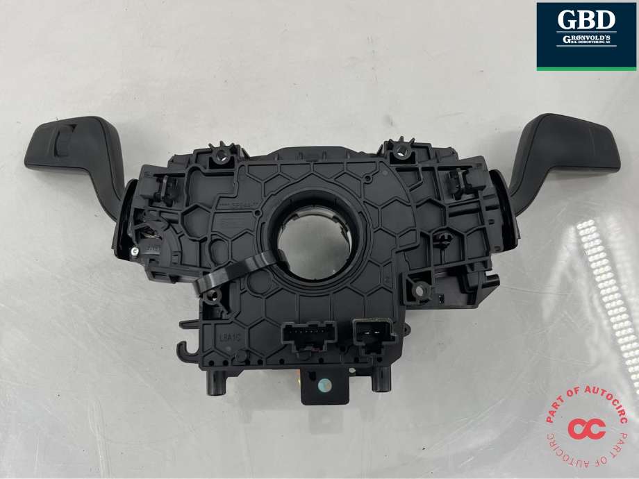 Bryter combi til Ford Mustang Mach-e 2020-->>  (2482417| LB5T-13335-CB3JA6|2461490| LB5T-17A553-BC3JA6|)