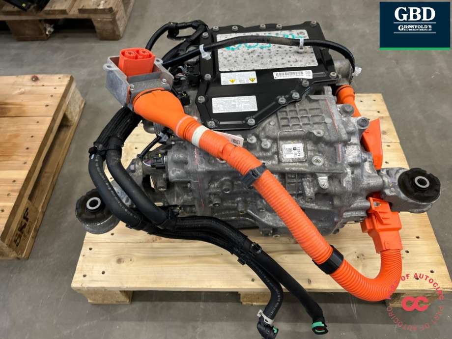 Motor elbil bak til Toyota bZ4X 2022-->> (3061042031|)