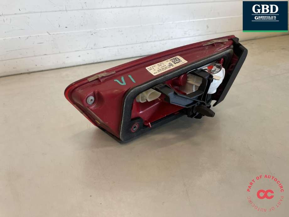 Baklykt venstre indre til Audi A6, Allroad 2012-2014 (Type III, Fase 1) (C7) (C7) (4G9 945 093 B|)