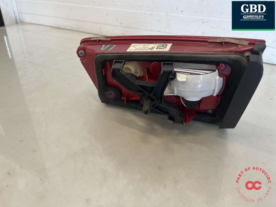 Baklykt venstre indre til Audi A6, Allroad 2012-2014 (Type III, Fase 1) (C7) (C7) (4G9 945 093 B|)