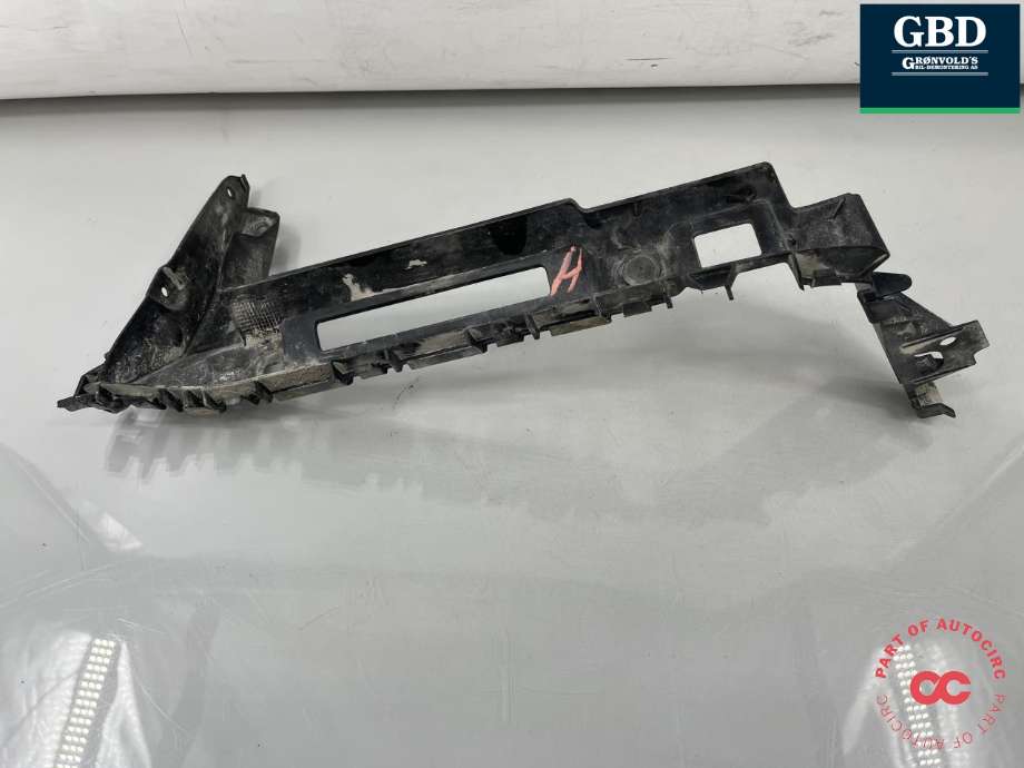 Støtfanger bak feste til VW Transporter / Caravelle 2015-2019 (T6) (T6) (7E0 807 394 C|7E0 807 394 B|)