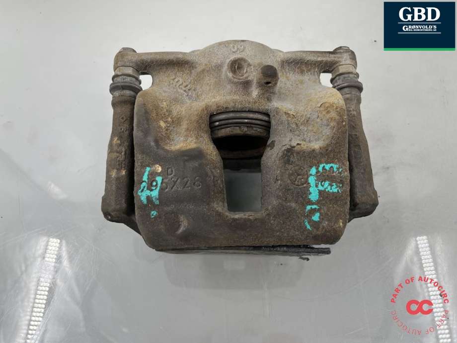 Bremsecaliper høyre foran til Mercedes B-Klasse, 2011-2018 (W246) (W246) (A 000 421 74 81)