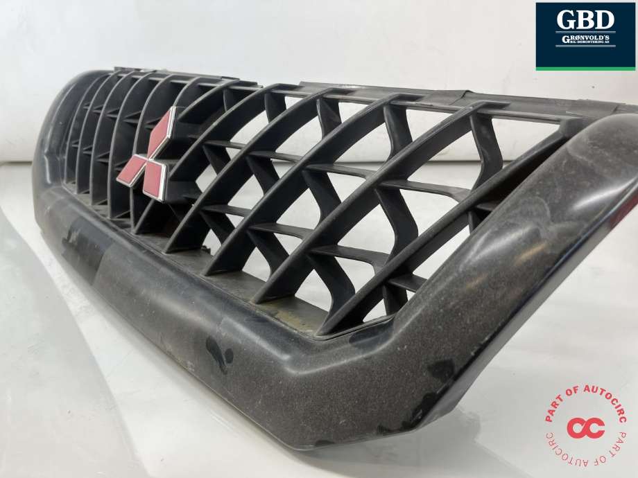 Grill til Mitsubishi Pajero Sport 1999-2001 (MR607481|)