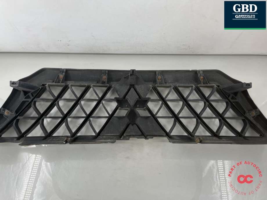 Grill til Mitsubishi Pajero Sport 1999-2001 (MR607481|)