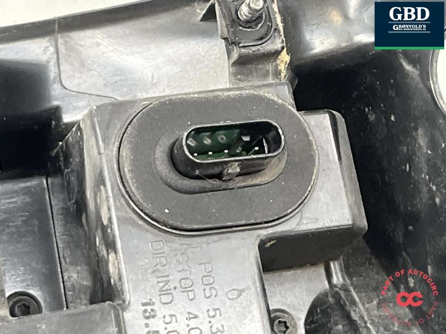 Baklykt venstre ytre til Tesla Model 3 2018-2023 (Fase 1) (1077399-00-C|)
