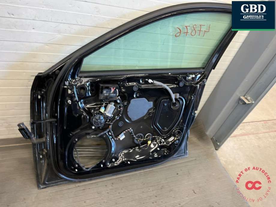 Dør høyre foran til Audi A3 2016-2020 (Type III, Fase 2)  (8V4 831 052 E|8V4 831 052 B|)