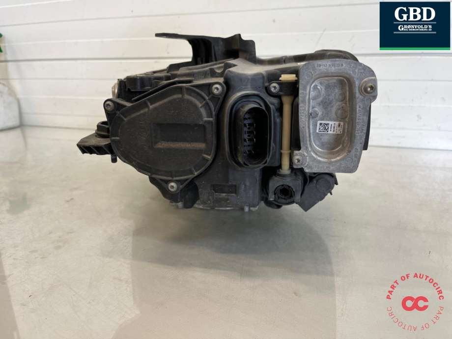 Frontlykt høyre full-LED til Audi A3 2016-2020 (Type III, Fase 2)  (8V0 941 774 K|8V0 941 774 C|8V0 941 774 KX)